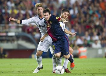 بالفيديو أسطورة ريال مدريد يكشف كيف نجح مورينيو في إيقاف خطورة ميسي مع برشلونة