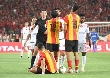 رسمي ا الاتحاد الإفريقي يعلن إيقاف جهاد جريشة بسبب مباراة الوداد والترجي