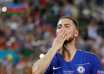 فيديو هازارد يسجل هدفه الثاني والرابع لتشيلسي أمام آرسنال بنهائي الدوري الأوروبي