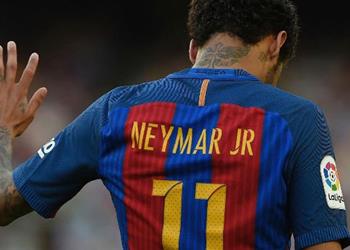 برشلونة يدرس إمكانية عودة نيمار خلال انتقالات الصيف