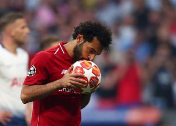 فيديو هل كان صائما محمد صلاح يشرب الماء وقت آذان المغرب في مدريد أثناء نهائي دوري أبطال أوروبا
