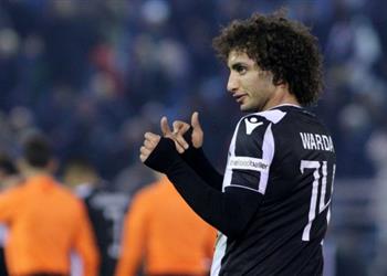 صحيفة يونانية سوء السلوك يثير أزمة بين عمرو وردة وباوك