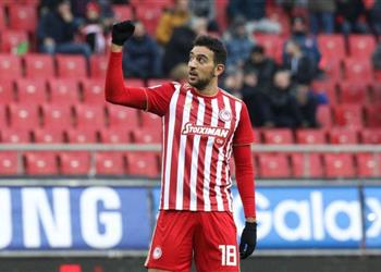 كوكا يودع جمهور أولمبياكوس برسالة مؤثرة