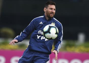 قبل مواجهة كولومبيا بكوبا أمريكا تاجليافيكو هذا ما يثير إعجابي في ميسي