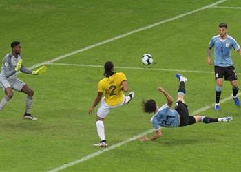 فيديو كافاني رجل مباراة أوروجواي والإكوادور بكوبا أمريكا