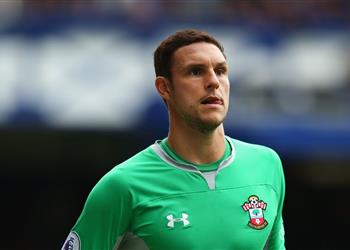 حارس ساوثهامبتون يستعد للانتقال إلى ليفربول