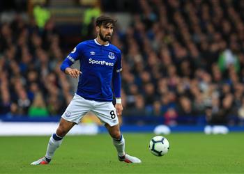 سكاي إيفرتون يتوصل لاتفاق مع برشلونة لضم جوميز