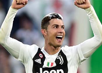 يوفنتوس يلجأ لرونالدو لحسم ثلاث صفقات مميزة