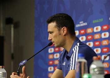 مدرب الأرجنتين أرماني أبقانا على قيد الحياة وعلينا الفوز أمام قطر