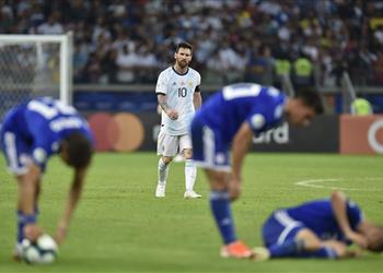 ميسي تعادلنا أمام باراجواي بسبب الفوضى وسنقاتل للفوز على قطر