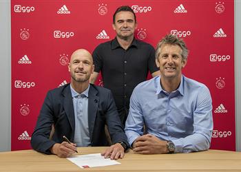 رسميا أياكس يعلن تجديد عقد تين هاج حتى 2022