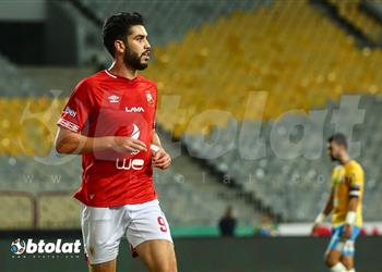 خاص الأهلي يحدد سعر بيع وليد أزارو