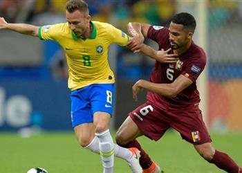 تفاؤل في البرازيل بشأن إمكانية مشاركة آرثر أمام بيرو بكوبا أمريكا