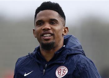 صامويل إيتو تنظيم أمم إفريقيا شرف عظيم وصلاح سيكون تحت ضغط كبير