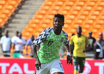 توقف عضلة القلب إصابة خطيرة لنجم نيجيريا في المران