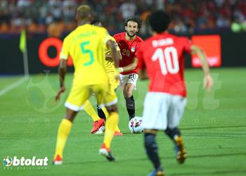محمود علاء منتخب مصر حقق المطلوب أمام زيمبابوي ولدينا الحافز للتتويج بأمم إفريقيا