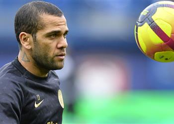 باريس سان جيرمان يشكر ألفيس والخليفي يصرح سعداء لأنه رحل بطل