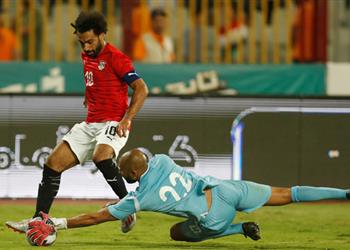 فحص طبي يحدد موقف حارس غينيا من اللعب أمام نيجيريا في أمم إفريقيا