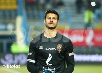 مدرب الأهلي يشيد بمستوى محمد الشناوي في مباراة مصر وزيمبابوي ويؤكد هذا ما نحتاجه للتتويج باللقب