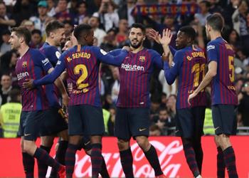 آس باريس سان جيرمان ينضم لصراع يوفنتوس وأتلتيكو مدريد لضم مدافع برشلونة