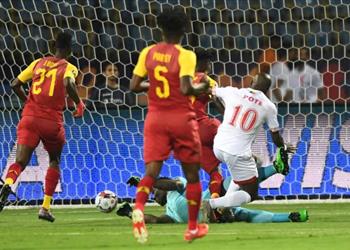 بالفيديو بوتي يتعادل لمنتخب بنين مع غانا ويدخل تاريخ كأس أمم إفريقيا بهدفين