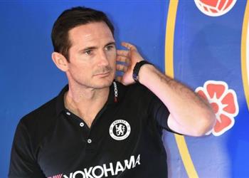 تشيلسي يغري لامبارد من أجل خلافة ساري