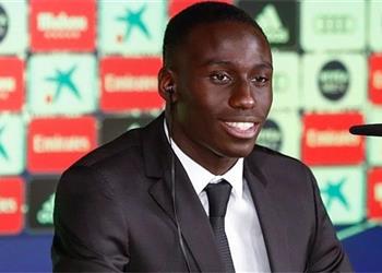 ميندي يعتذر لجناح ريال مدريد والسبب