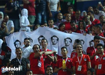 جماهير مصر تؤازر زيمبابوي أمام أوغندا في استاد القاهرة