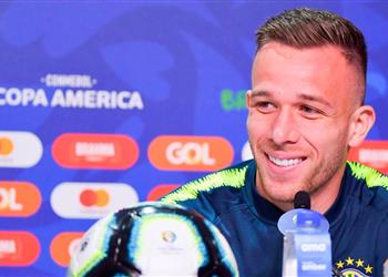 آرثر أتمنى التسجيل في باراجواي وعلينا تجاهل سوء أرضية الملعب