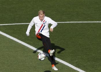 أياكس يحدد سعر فان دي بيك لريال مدريد