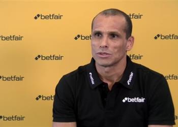 ريفالدو نيمار عليه الاعتذار من أجل العودة إلى برشلونة