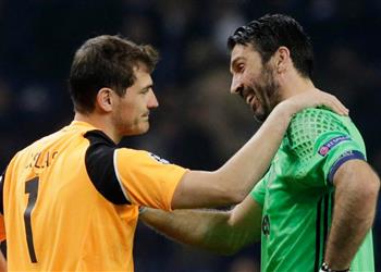 كاسياس يدعم بوفون مازلت أسطورة