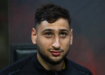 ميلان مستعد لبيع دوناروما ويرفض أول عروض باريس سان جيرمان