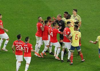 بالفيديو الحكم يلغي هدفين لتشيلي أمام كولومبيا بكوبا أمريكا