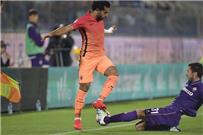 م حترفين بالفيديو روما يسقط أمام فيورنتينا وصلاح يخرج غاضبا