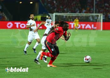 لاعب أوغندا حاولنا احتواء منتخب مصرونفكر في دور الـ16