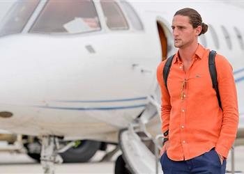 رسميا يوفنتوس يعلن تعاقده مع أدريان رابيو وموعد تقديمه للجماهير