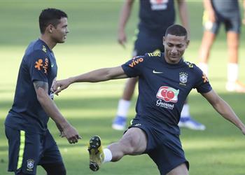 مهاجم البرازيل جاهز لصدام الأرجنتين في نصف نهائي كوبا أمريكا