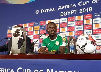 ساديو ماني حققنا فوز ا م ستحق ا على كينيا وأحب الجماهير المصرية