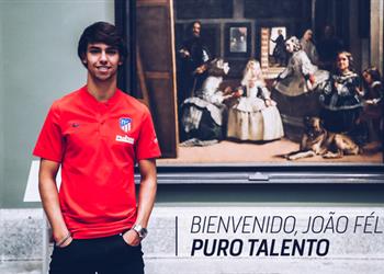 رسمي ا جواو فيليكس يجتاز الفحص الطبي في أتلتيكو مدريد ويوقع عقد ا طويل الأمد