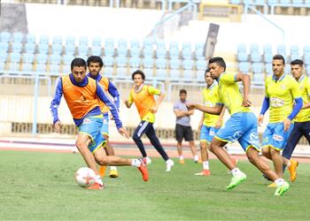 بعد أنباء مفاوضات الأهلي ثنائي الإسماعيلي يواصل التمرد والإدارة تطبق اللائحة