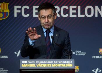 بارتوميو يتخذ قرار ا غريب ا بعد استقالة نائب برشلونة