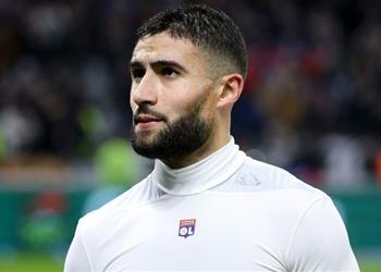 روما يضع نبيل فقير ضمن أهدافه الصيفية