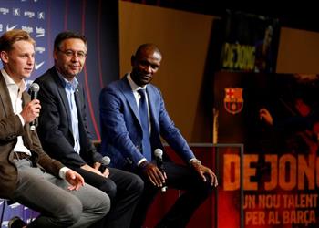 دي يونج يكشف دور بارتوميو في انتقاله لبرشلونة ويتحدث عن حلم اللعب مع ميسي