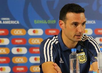 سكالوني لا أعلم سبب طرد ميسي ونحن من يستحق خوض نهائي كوبا أمريكا