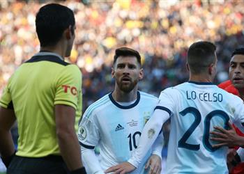 ميسي يهين التحكيم والبرازيل برسالة جديدة قبل نهائي كوبا أمريكا