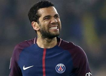 آس توضح حقيقة إمكانية عودة ألفيس لبرشلونة في الميركاتو الصيفي