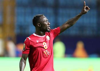 نابي كيتا يوجه رسالة لمنتخب غينيا قبل مواجهة الجزائر في أمم إفريقيا