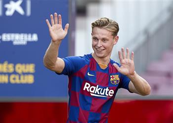 بعد دي يونج برشلونة يتفوق من جديد على باريس سان جيرمان ويقترب من صفقة إنجليزية