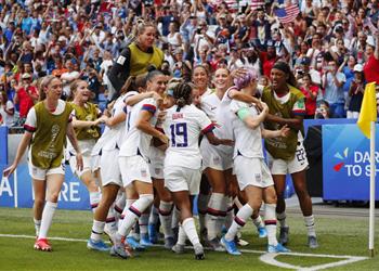 نساء الولايات المتحدة الأمريكية بطلات العالم بالفوز على هولندا في مونديال السيدات
